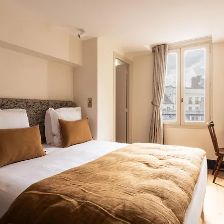 Hotel De La Gaite Paris Exterior photo