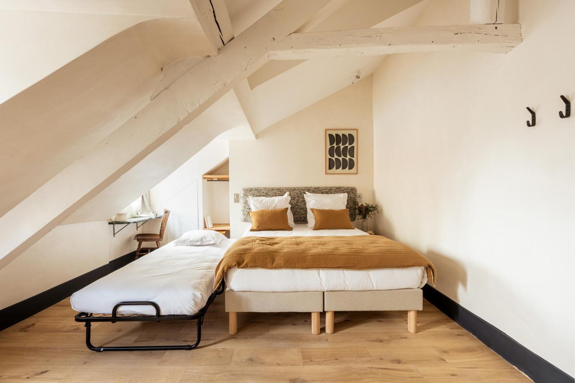 Hotel De La Gaite Paris